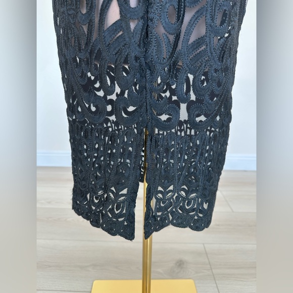 Black Cream Lace Elegant Midi Dress| Bardot|Size 4/XS - Picture 9 of 9